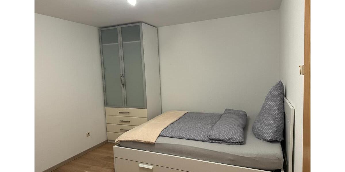 4er WG voll Mobilierte Zimmer mit Balkon im Essen Stadtmitte 1 zimmer