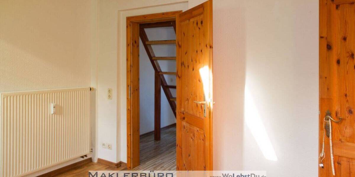 Etagenwohnung Greiz - 4 Zimmer, 80 m&sup2;, 350&euro; | Angebot:25666530