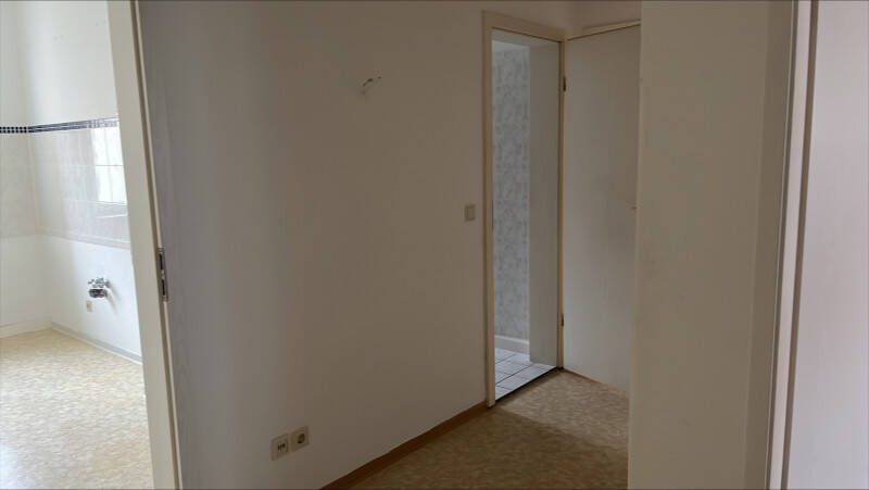 Etagenwohnung Halle (Saale) Innenstadt - 3 Zimmer, 65 m&sup2;, 450&euro; | Angebot:26744839