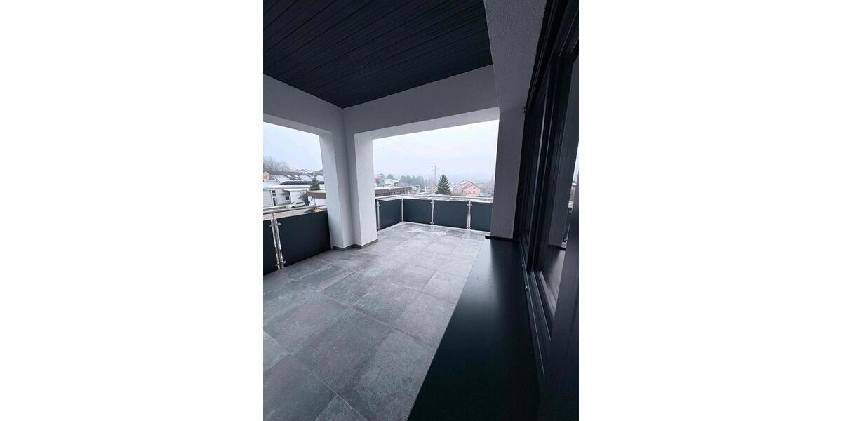 Wohnen auf Zeit Keltern - 13 Zimmer, 300 m&sup2;, 60&euro; | Angebot:25943591