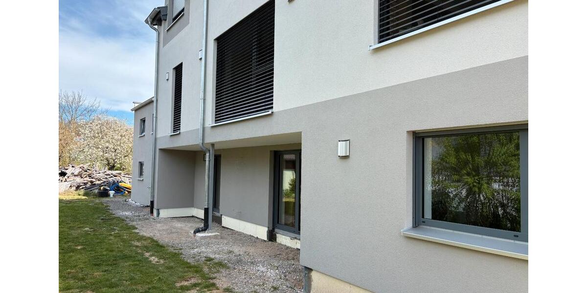 Etagenwohnung Hohenroth - 3 Zimmer, 95 m&sup2;, 850&euro; | Angebot:26525657