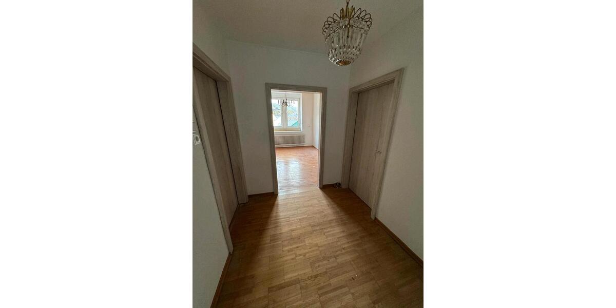 Einfamilienhaus Kordel - 5 Zimmer, 190 m&sup2;, 1.000&euro; | Angebot:25095094