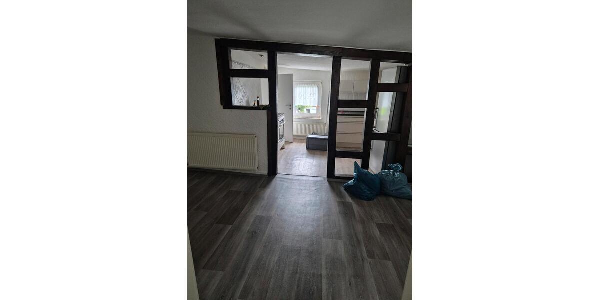 Etagenwohnung Wuppertal Cronenberg - 2.5 Zimmer, 65 m&sup2;, 420&euro; | Angebot:26635687
