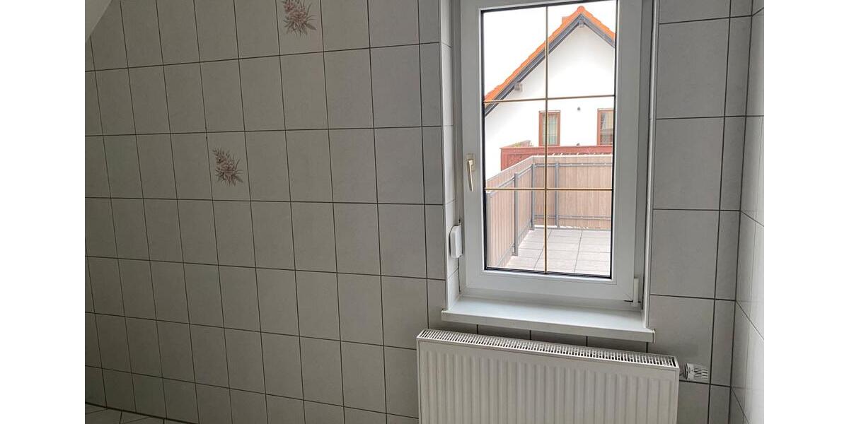 Etagenwohnung Ebersbach - 4 Zimmer, 105 m&sup2;, 1.155&euro; | Angebot:26631586