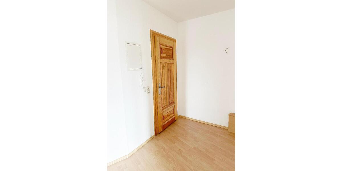 Etagenwohnung Nünchritz - 4 Zimmer, 94 m&sup2;, 625&euro; | Angebot:25979087