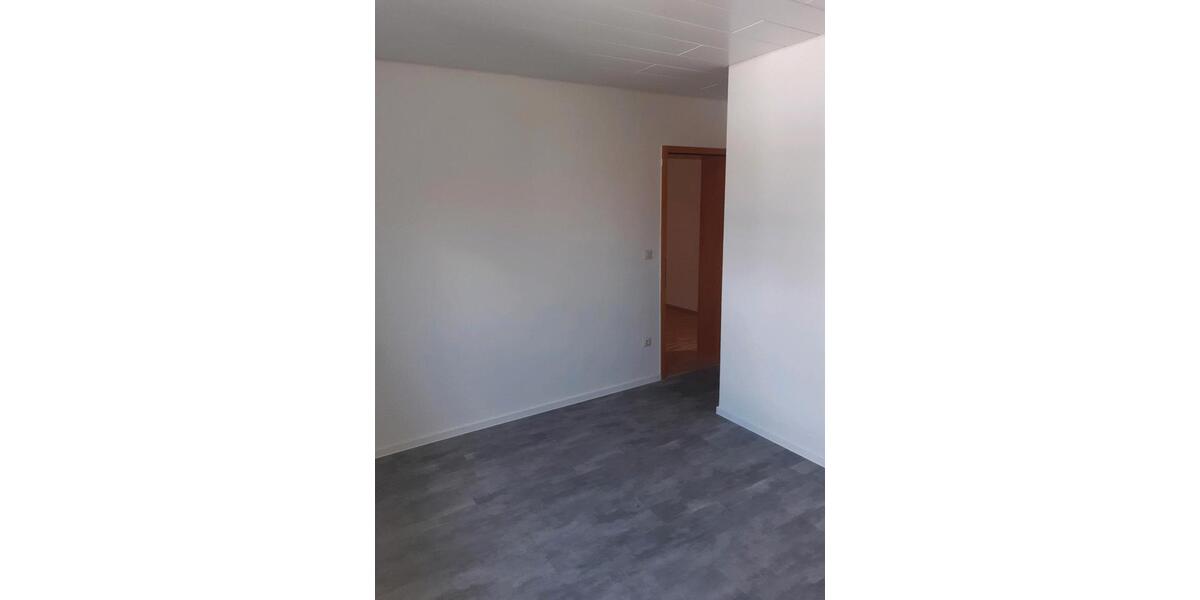 Erdgeschoßwohnung Meßstetten - 3 Zimmer, 87 m&sup2;, 700&euro; | Angebot:24744031