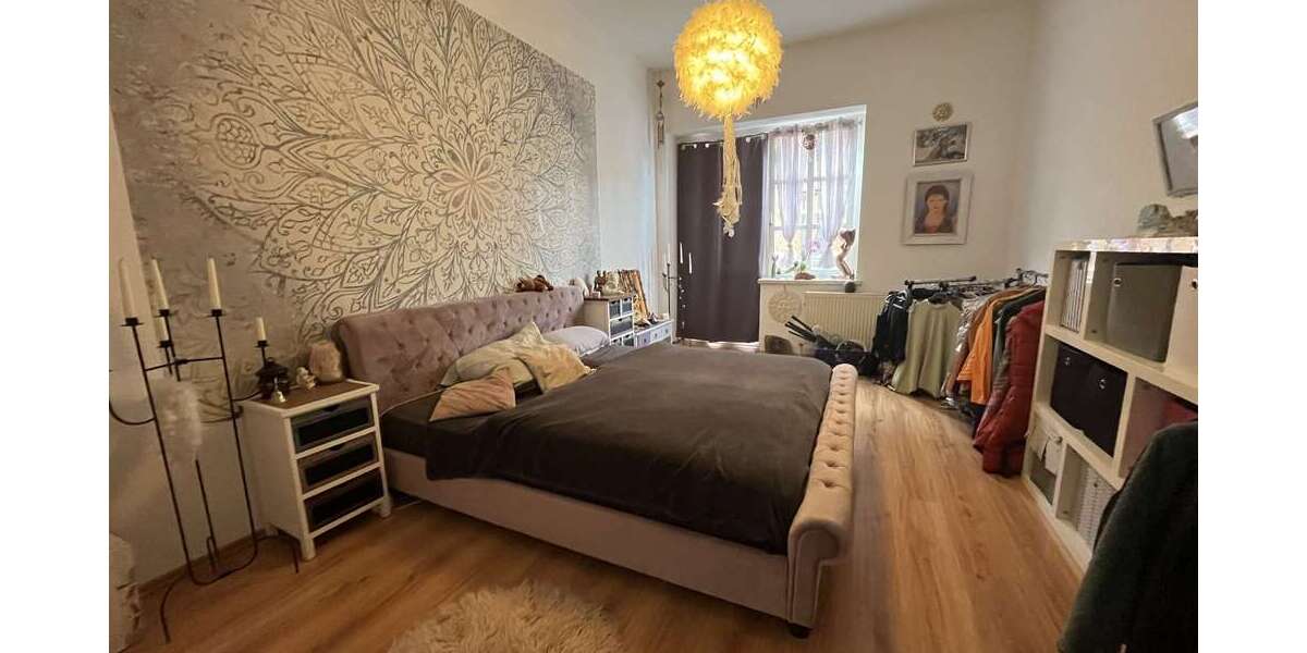 Etagenwohnung Sonneberg - 3 Zimmer, 100 m&sup2;, 620&euro; | Angebot:26269313