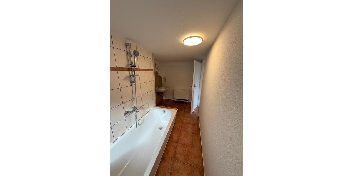 Doppelhaushälfte Schrozberg - 4.5 Zimmer, 100 m&sup2;, 500&euro; | Angebot:26103380