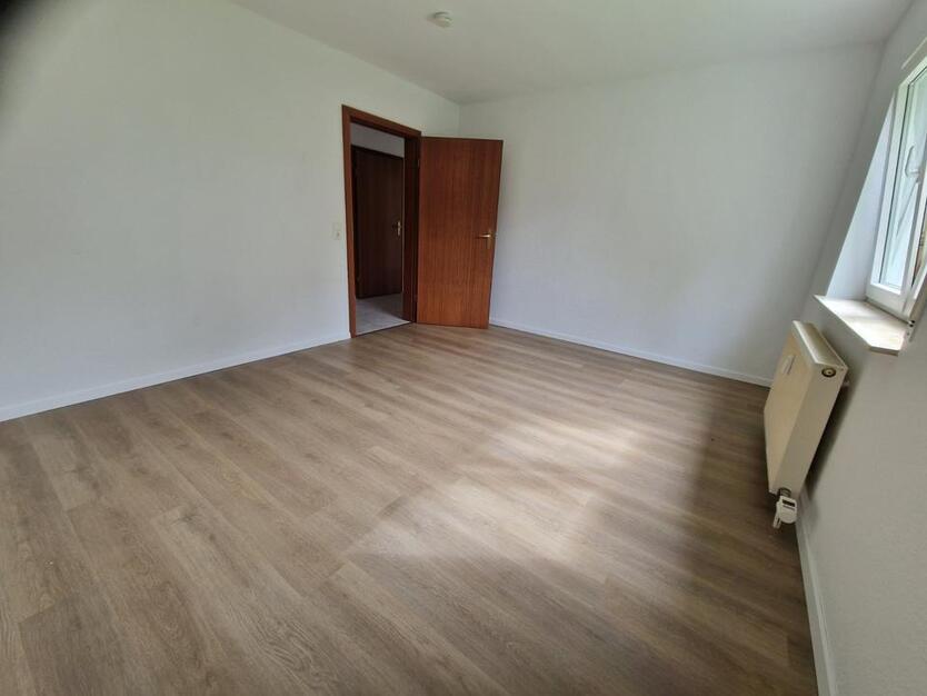 Freundliche, neu renovierte 3 Zimmer Wohnung