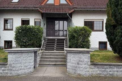 Haus Hohenstein Breithardt - 4 Zimmer, 140 m&sup2;, 1.250&euro; | Angebot:24565862