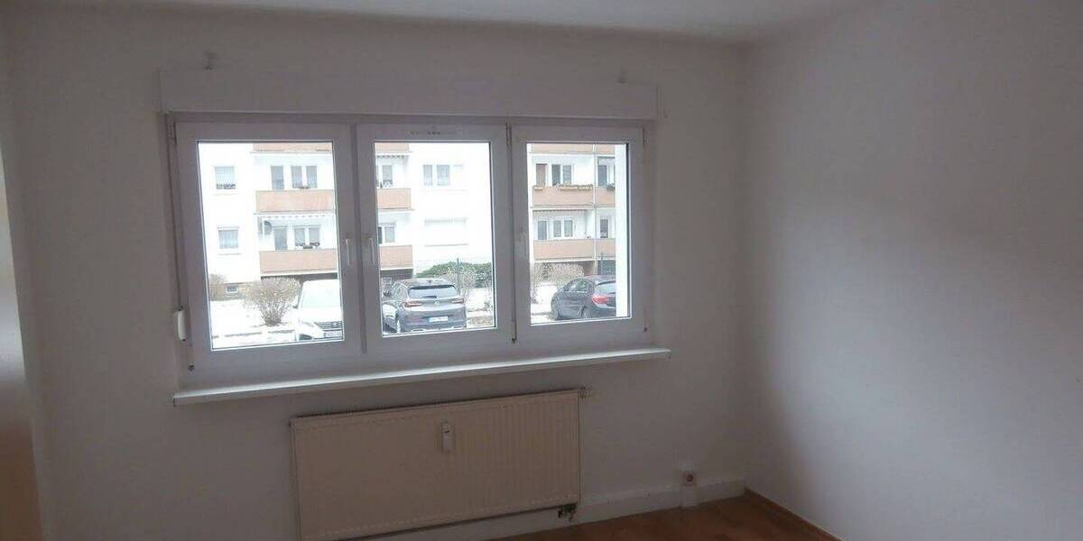 Etagenwohnung Nauen - 3 Zimmer, 59 m&sup2;, 545&euro; | Angebot:26080429