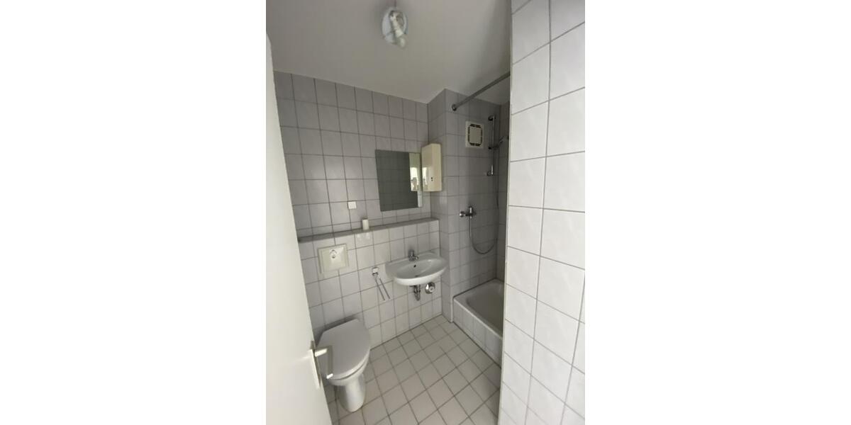 Etagenwohnung Mittweida - 1 Zimmer, 31 m&sup2;, 290&euro; | Angebot:25363715