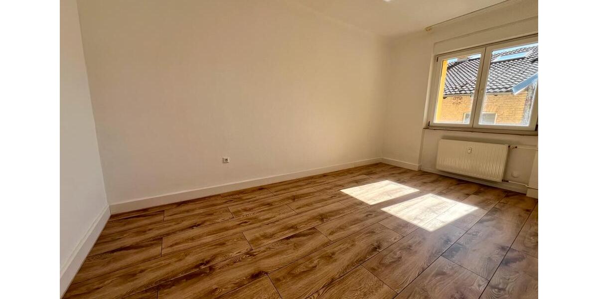 Etagenwohnung Pforzheim Weststadt - 3 Zimmer, 82 m&sup2;, 1.020&euro; | Angebot:26689034