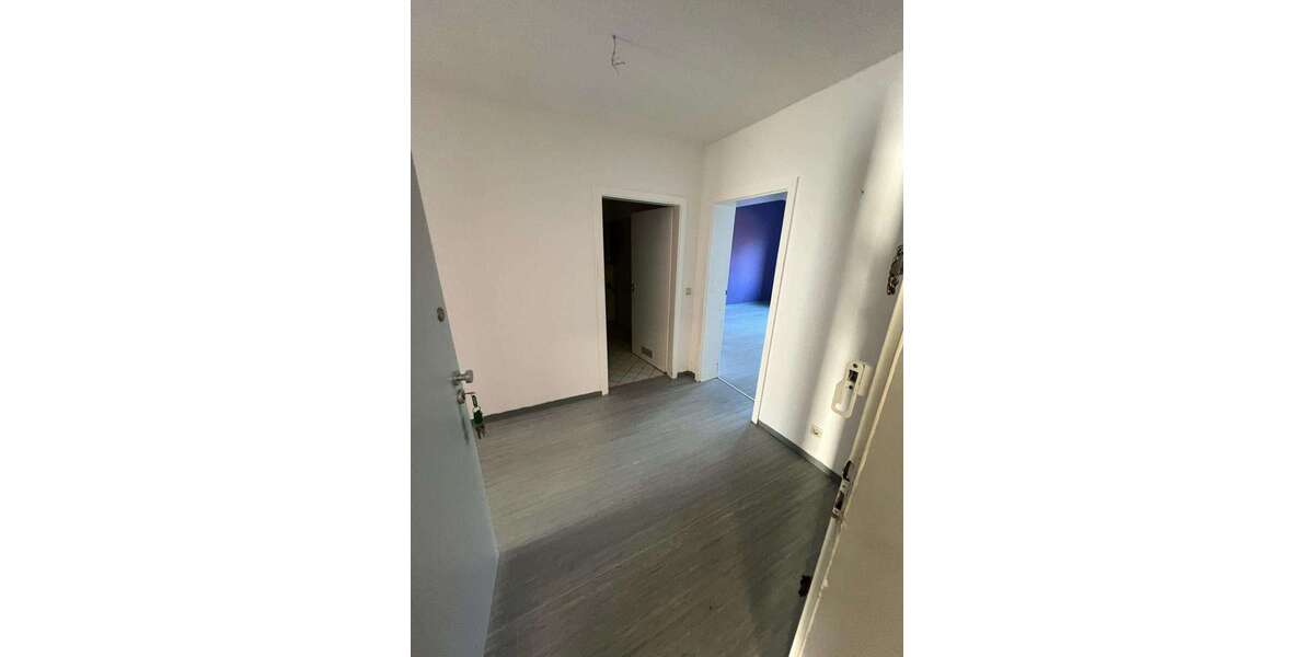 Etagenwohnung Naila - 2 Zimmer, 64 m&sup2;, 390&euro; | Angebot:23218161