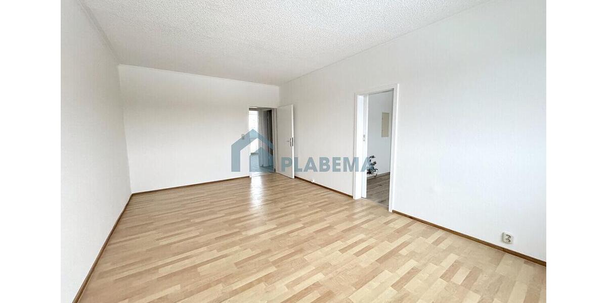 Etagenwohnung Lübz - 4 Zimmer, 84 m&sup2;, 600&euro; | Angebot:24803353