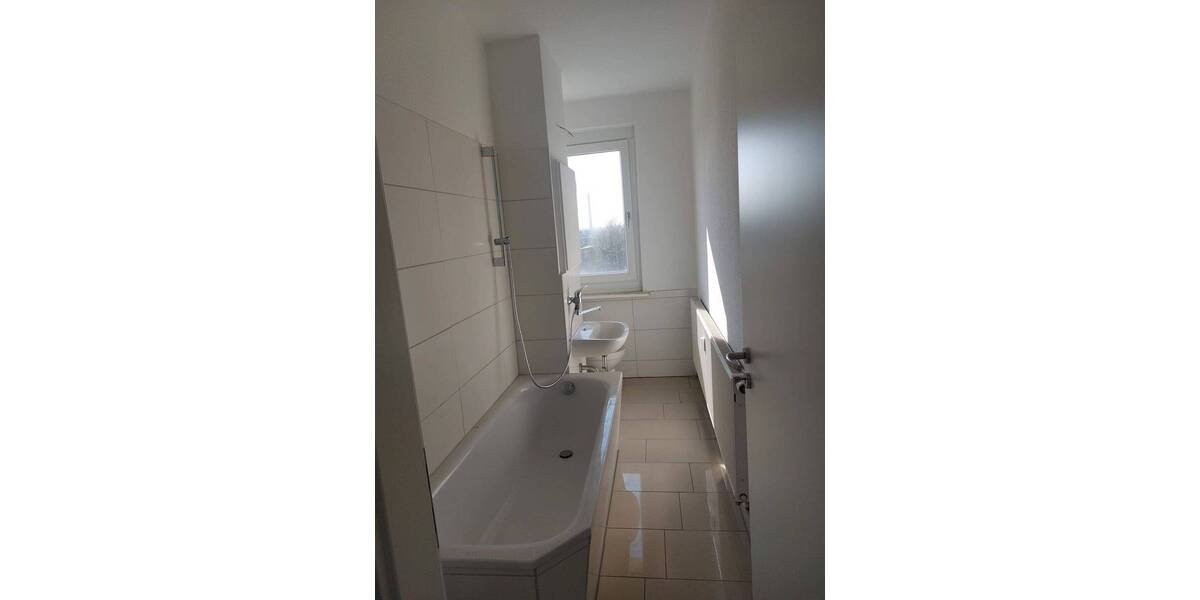 Etagenwohnung Dessau-Roßlau West - 3 Zimmer, 58 m&sup2;, 354&euro; | Angebot:26744938