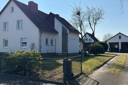 Haushälfte mit Garten & Balkon in ruhiger Lage – Am Stern