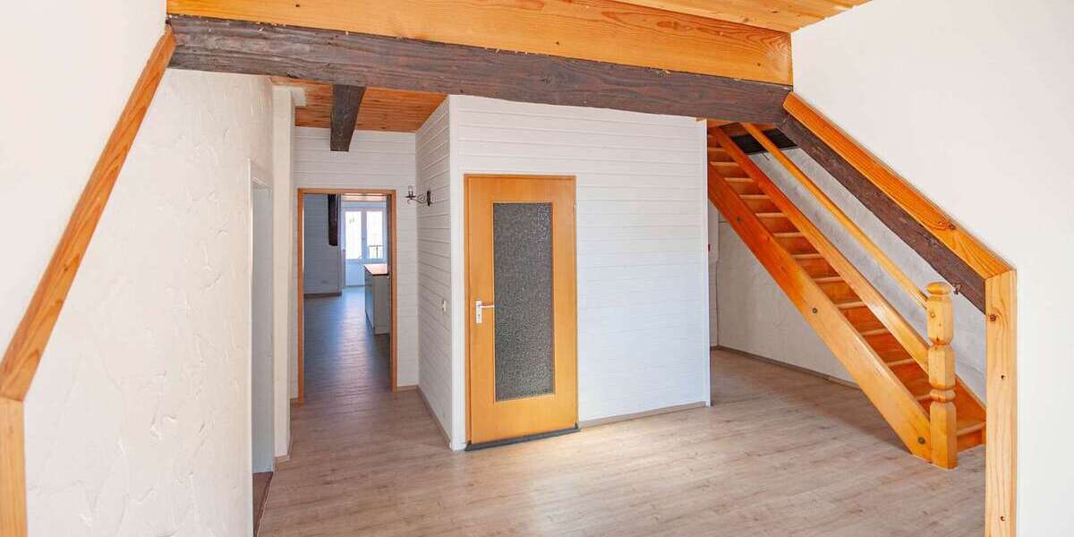 Etagenwohnung Isny im Allgäu - 2 Zimmer, 92 m&sup2;, 750&euro; | Angebot:27236960