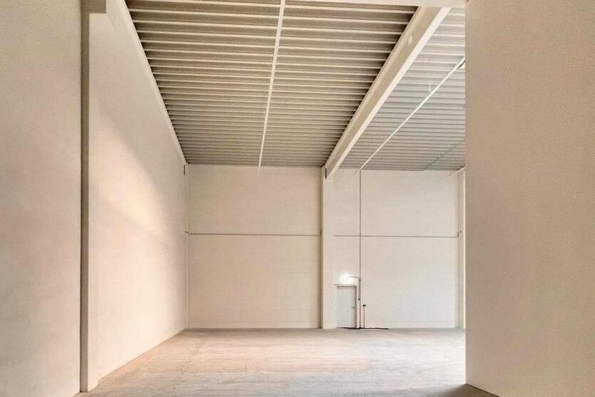 Erstbezug - hochmoderne Halle zur Miete!