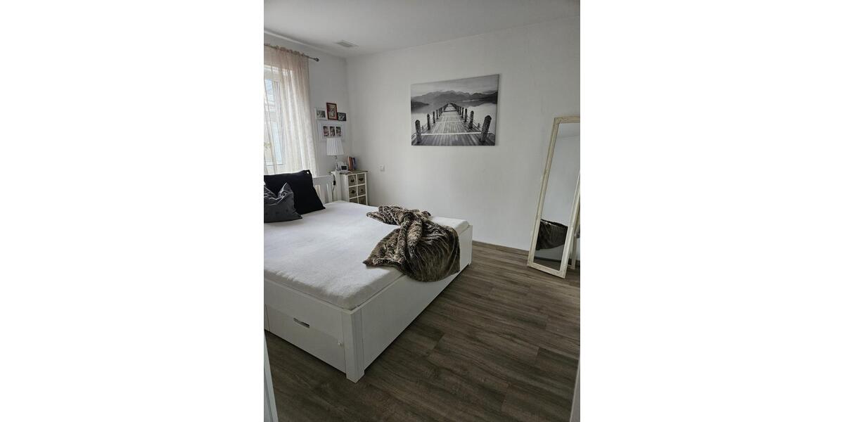 Etagenwohnung Tittling - 3 Zimmer, 78 m&sup2;, 900&euro; | Angebot:26632571