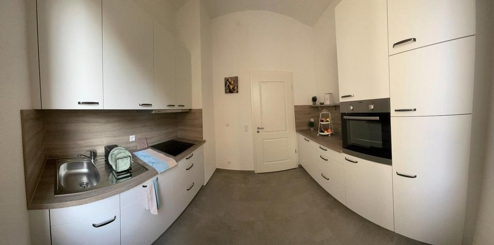 Erdgeschoßwohnung Albstadt - 4 Zimmer, 89 m&sup2;, 1.000&euro; | Angebot:24803402