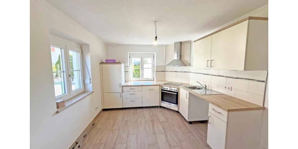 Erdgeschoßwohnung Beilngries - 3 Zimmer, 75 m&sup2;, 750&euro; | Angebot:25995132