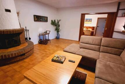 Wohnen auf Zeit Lohmar - 4 Zimmer, 125 m&sup2;, 100&euro; | Angebot:26289069