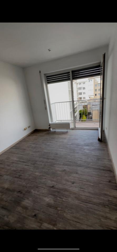 Helle 2-Zimmer-Wohnung mit Balkon in Pforzheim zu vermieten