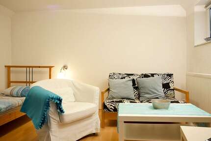 Zimmer Stuttgart Vaihingen - 1 Zimmer, 690&euro; | Angebot:26445026