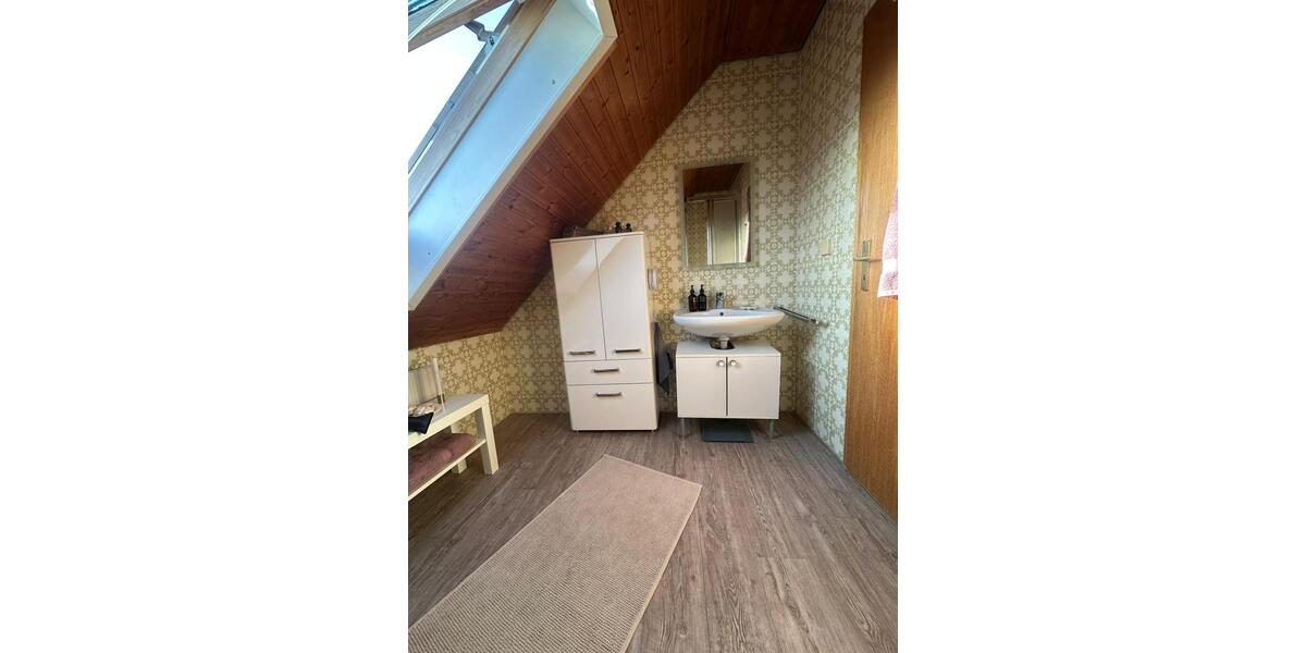 Dachgeschoßwohnung Immenhausen - 3.5 Zimmer, 60 m&sup2;, 500&euro; | Angebot:26632461