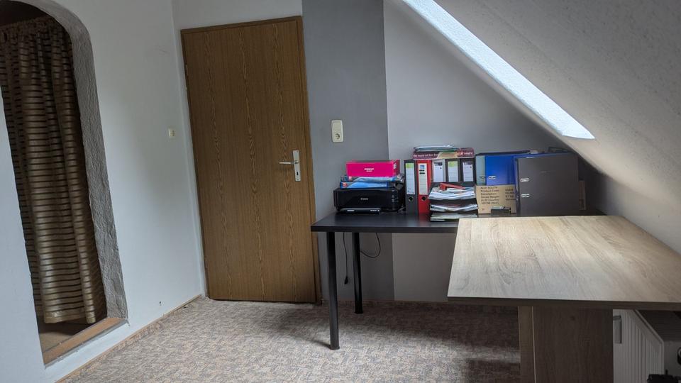 Dachgeschoßwohnung Schwarzenbach am Wald - 3 Zimmer, 60 m&sup2;, 310&euro; | Angebot:24812495