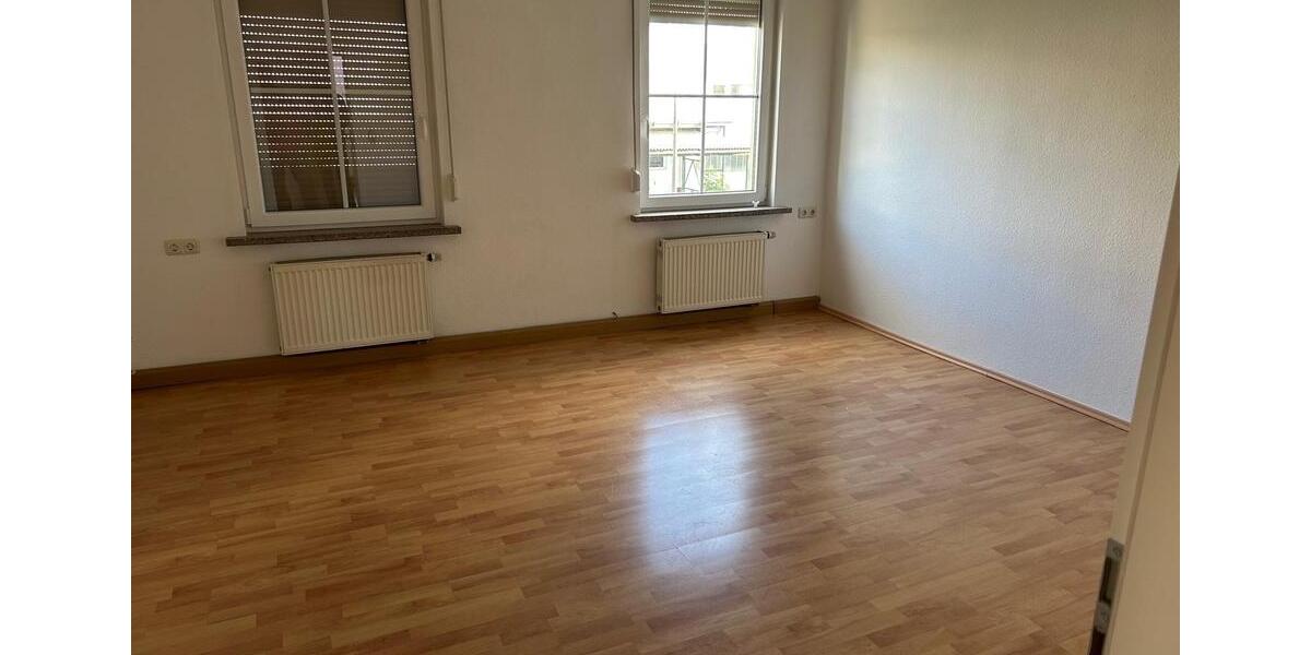 Etagenwohnung Breitungen/Werra Werra - 3 Zimmer, 67 m&sup2;, 600&euro; | Angebot:26631210