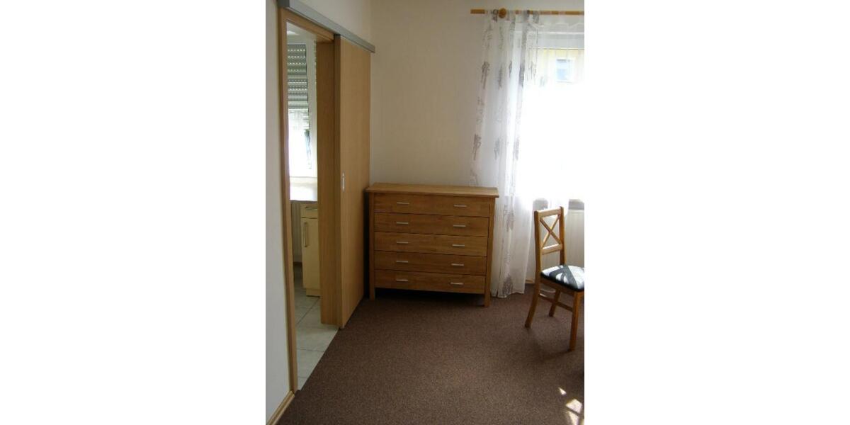 Erdgeschoßwohnung Sulzbach-Rosenberg Rosenberg - 1 Zimmer, 33 m&sup2;, 300&euro; | Angebot:25764425