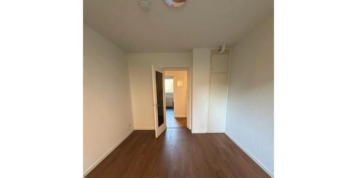 Erdgeschoßwohnung Stuttgart Stuttgart-Ost - 4 Zimmer, 80 m&sup2;, 1.300&euro; | Angebot:26551951