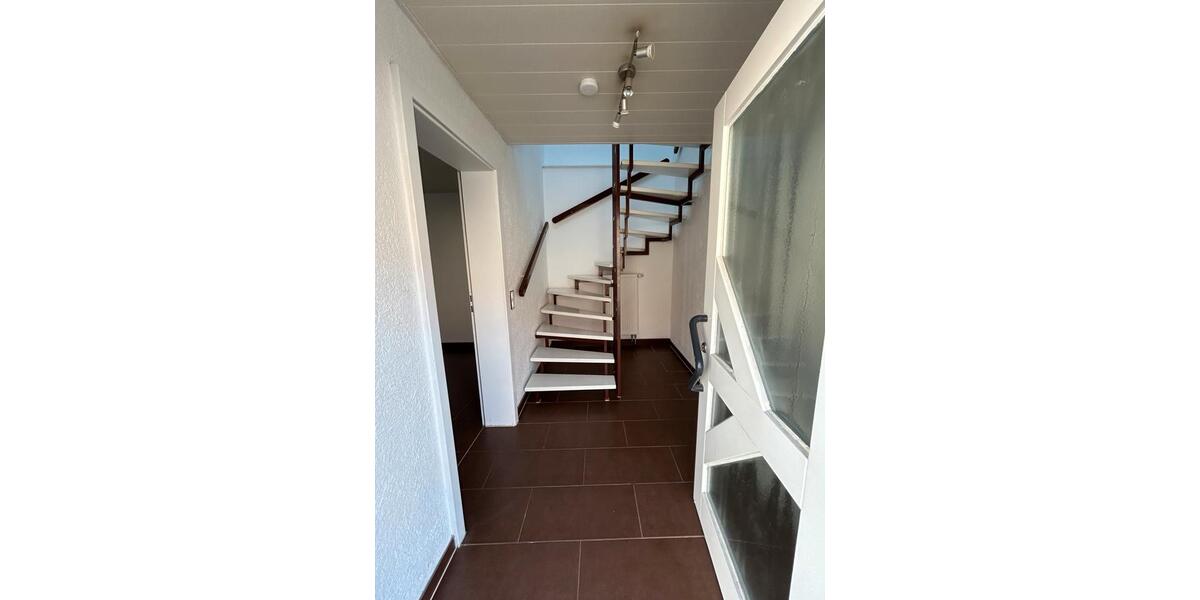 Maisonettenwohnung Waghäusel - 2 Zimmer, 60 m&sup2;, 750&euro; | Angebot:25982357