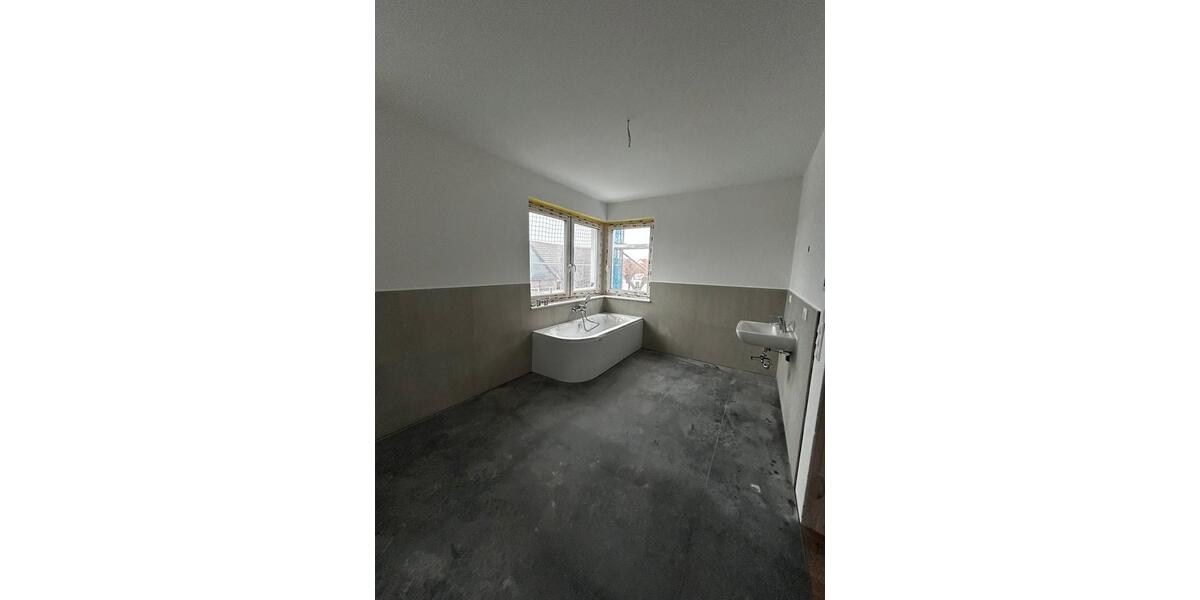 Maisonettenwohnung Sassenburg - 4 Zimmer, 115 m&sup2;, 1.300&euro; | Angebot:25354432