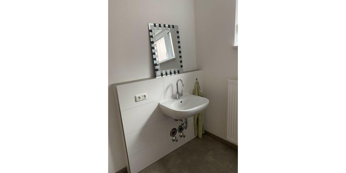 Erdgeschoßwohnung Vohenstrauß - 2 Zimmer, 81 m&sup2;, 690&euro; | Angebot:26546172
