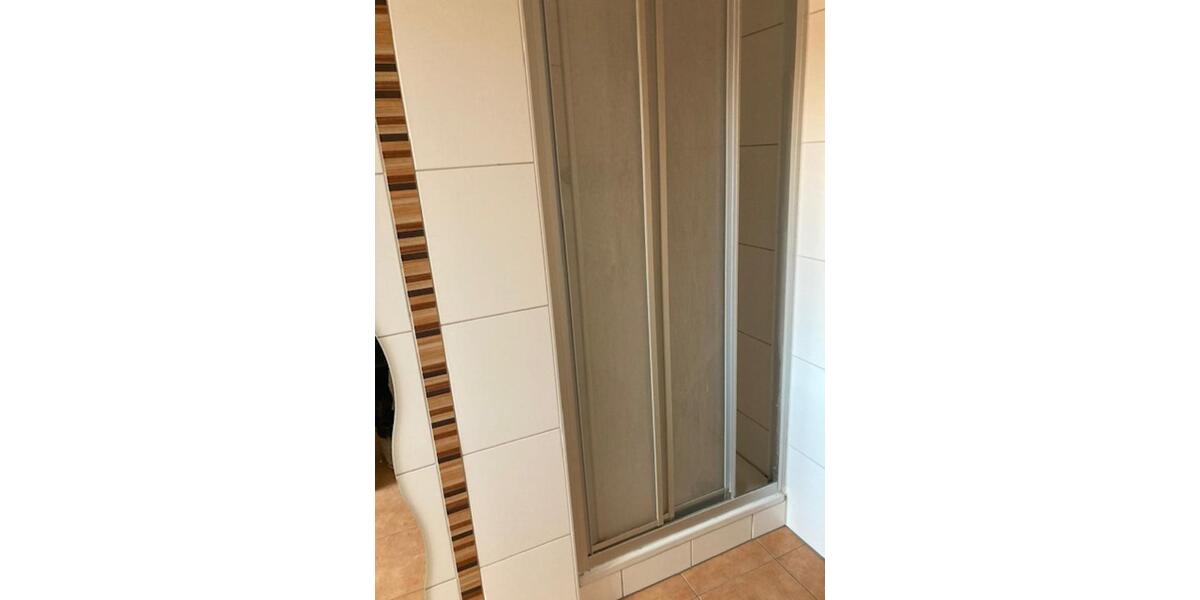 Dachgeschoßwohnung Weißenfels - 3 Zimmer, 67 m&sup2;, 380&euro; | Angebot:24611754