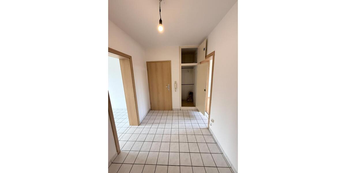 Etagenwohnung Duisburg - 2 Zimmer, 56 m&sup2;, 636&euro; | Angebot:23116490
