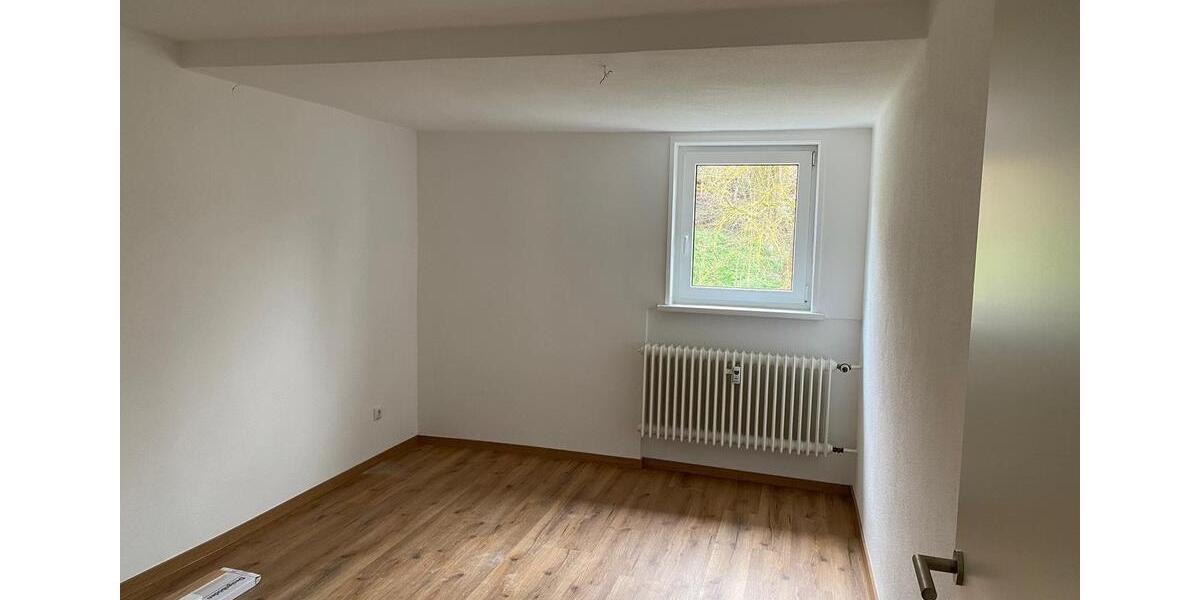 Etagenwohnung Thurnau - 4 Zimmer, 98 m&sup2;, 780&euro; | Angebot:25742548