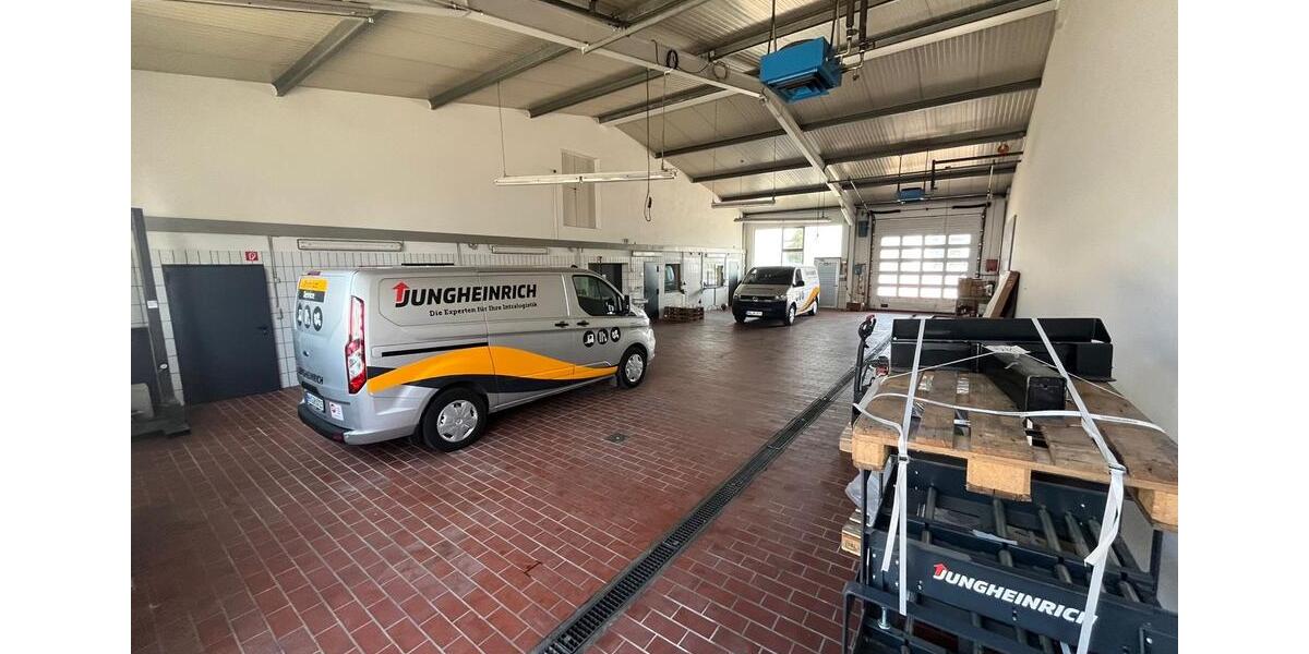 Gewerbehalle inkl. Hoffläche 944qm Veitshöchheim zu vermieten zimmer