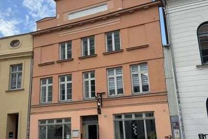 Wohnung Güstrow - 2 Zimmer, 42 m&sup2;, 357&euro; | Angebot:26835902