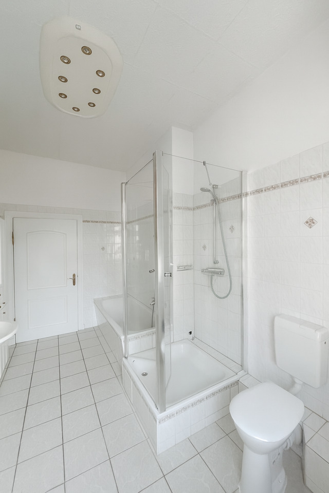 Helle und zentrale 2-Zimmer-Wohnung (70 m²) inkl. Küche