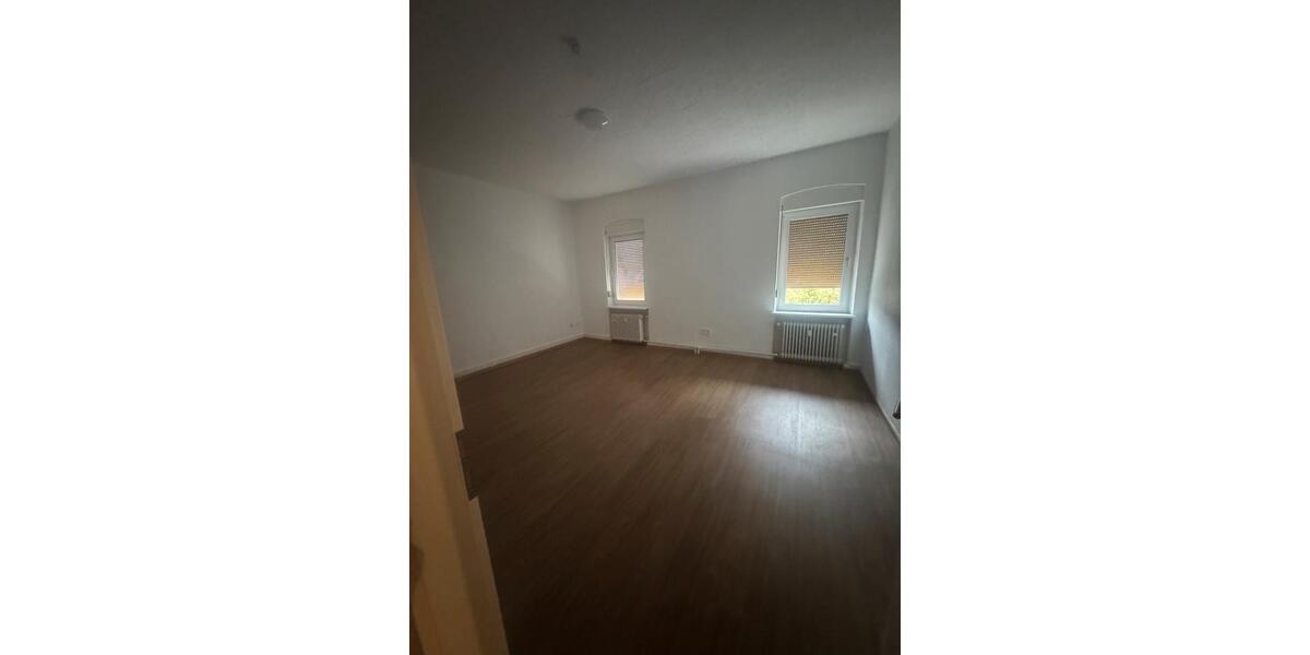 Etagenwohnung Namborn - 5 Zimmer, 120 m&sup2;, 950&euro; | Angebot:26693699