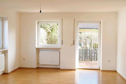 Zu vermieten, Pilsting, Einfamilienhaus m. GarageGarten 4 zimmer