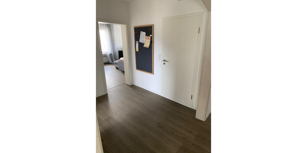 Etagenwohnung Sundern (Sauerland) - 2 Zimmer, 94 m&sup2;, 950&euro; | Angebot:24768837