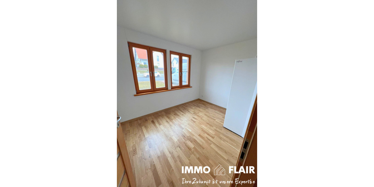 Doppelhaushälfte Wunsiedel - 3 Zimmer, 81 m&sup2;, 840&euro; | Angebot:25304477