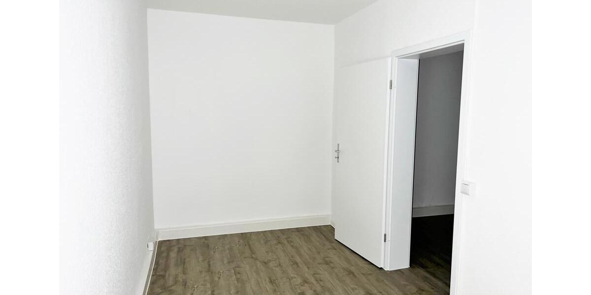 Sanierte Familienwohnung sofort bezugsfertig! 4 zimmer