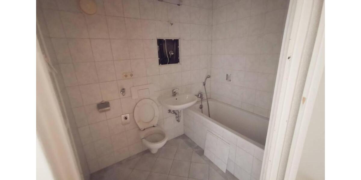 Etagenwohnung Bad Elster - 3 Zimmer, 56 m&sup2;, 310&euro; | Angebot:24428380