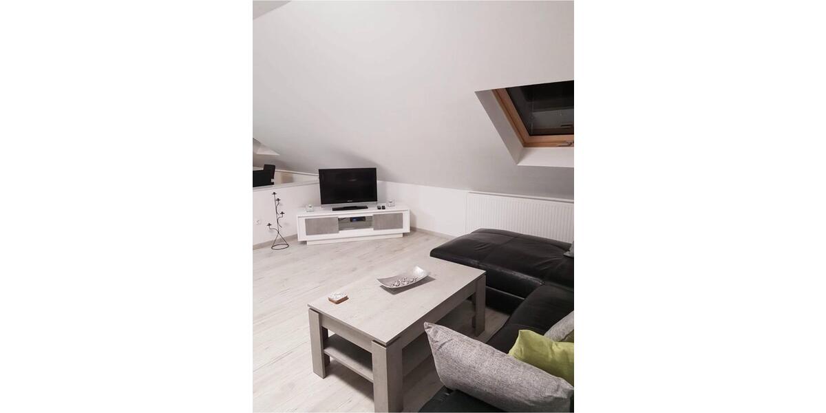 Dachgeschoßwohnung Kassel Philippinenhof-Warteberg - 1 Zimmer, 80 m&sup2;, 1.400&euro; | Angebot:25655264